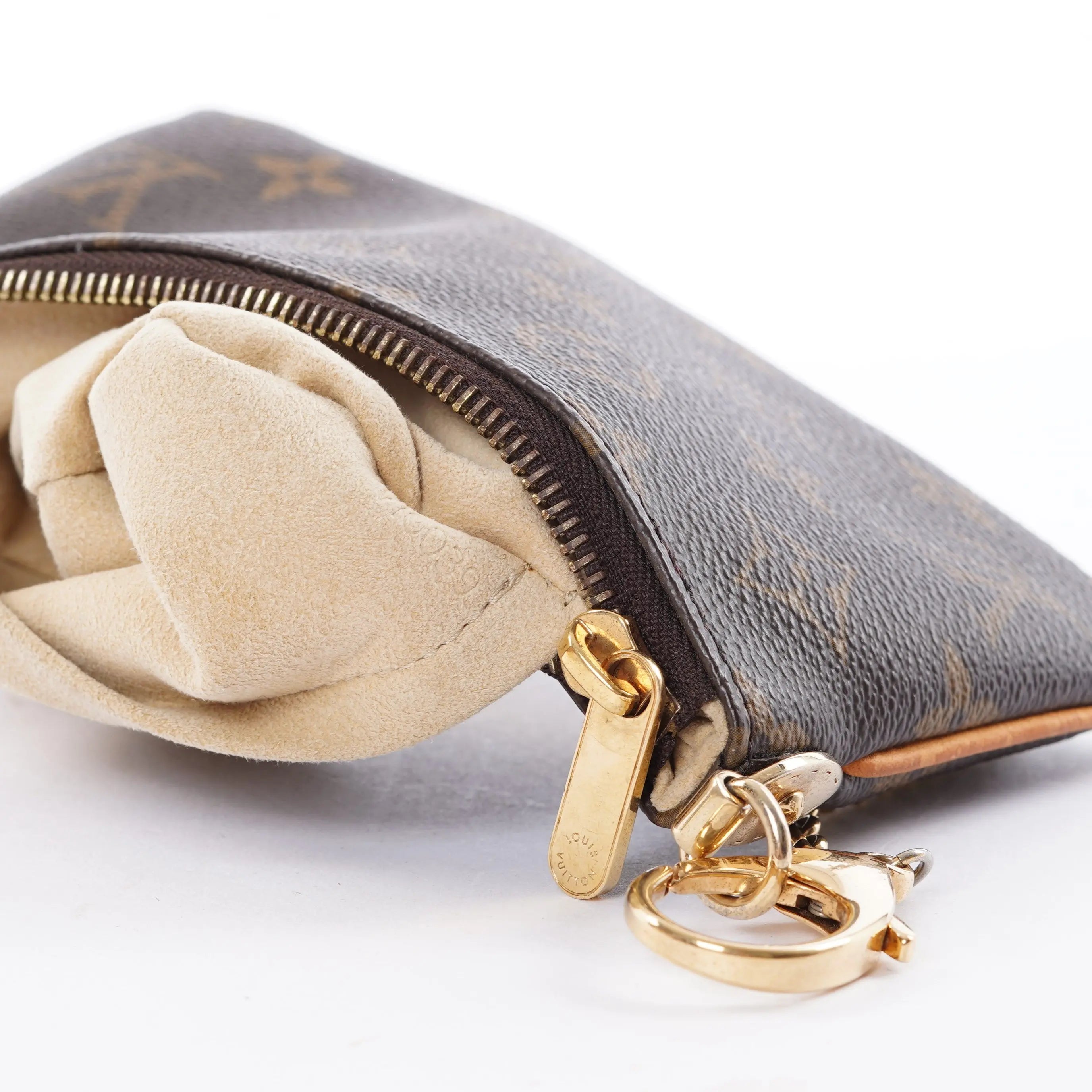 Milla MM Classic Monogram THE TRENDY LUXE