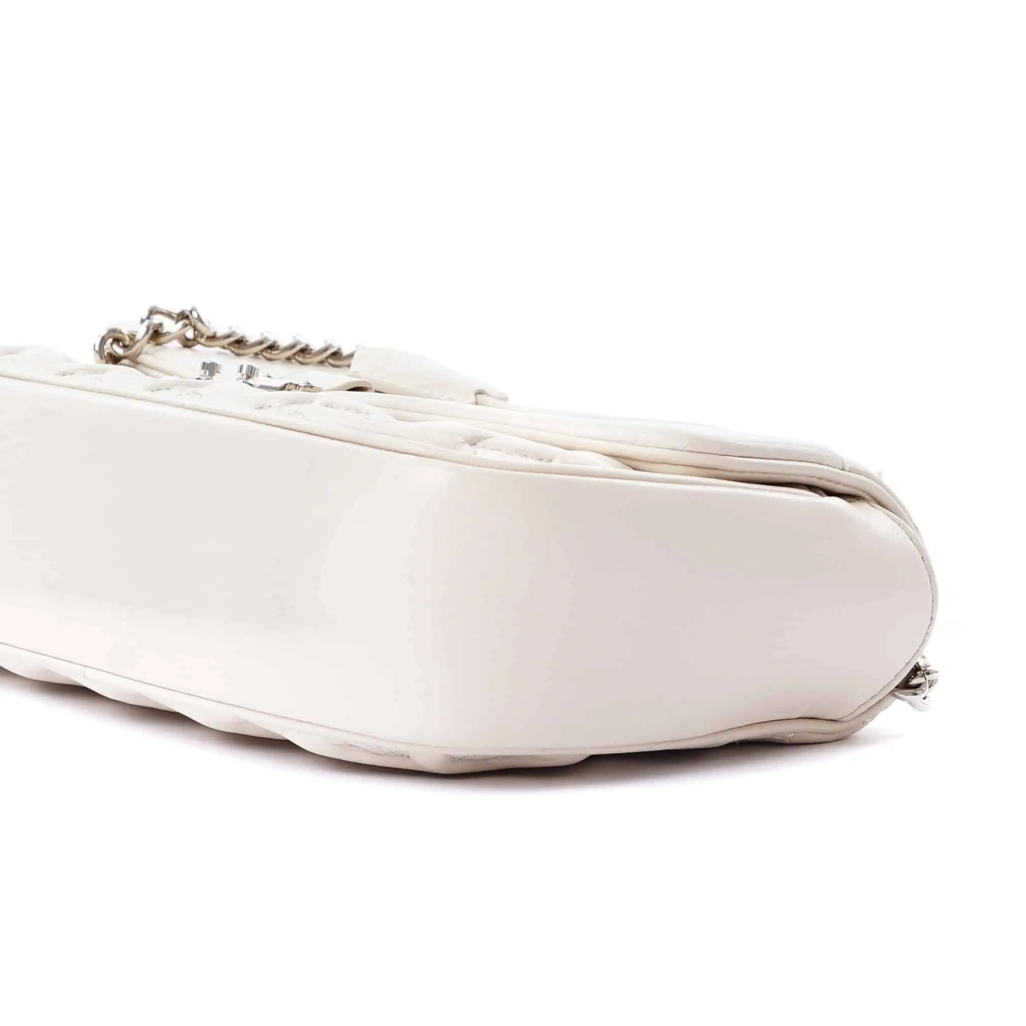 Mama Broderies Ivory Louis Vuitton