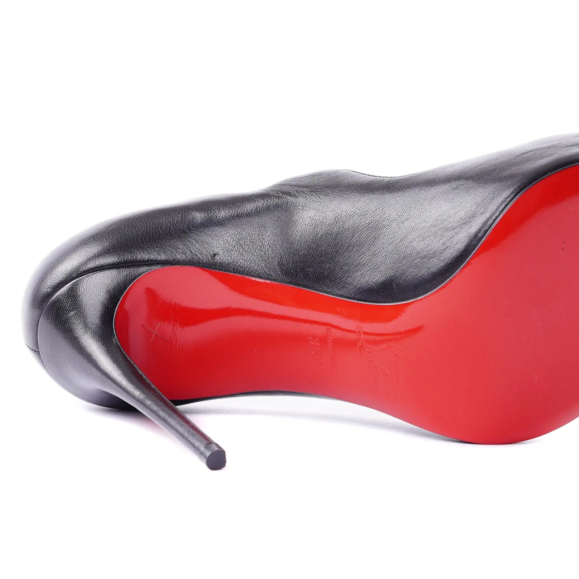 Olavague 39.5 Christian Louboutin